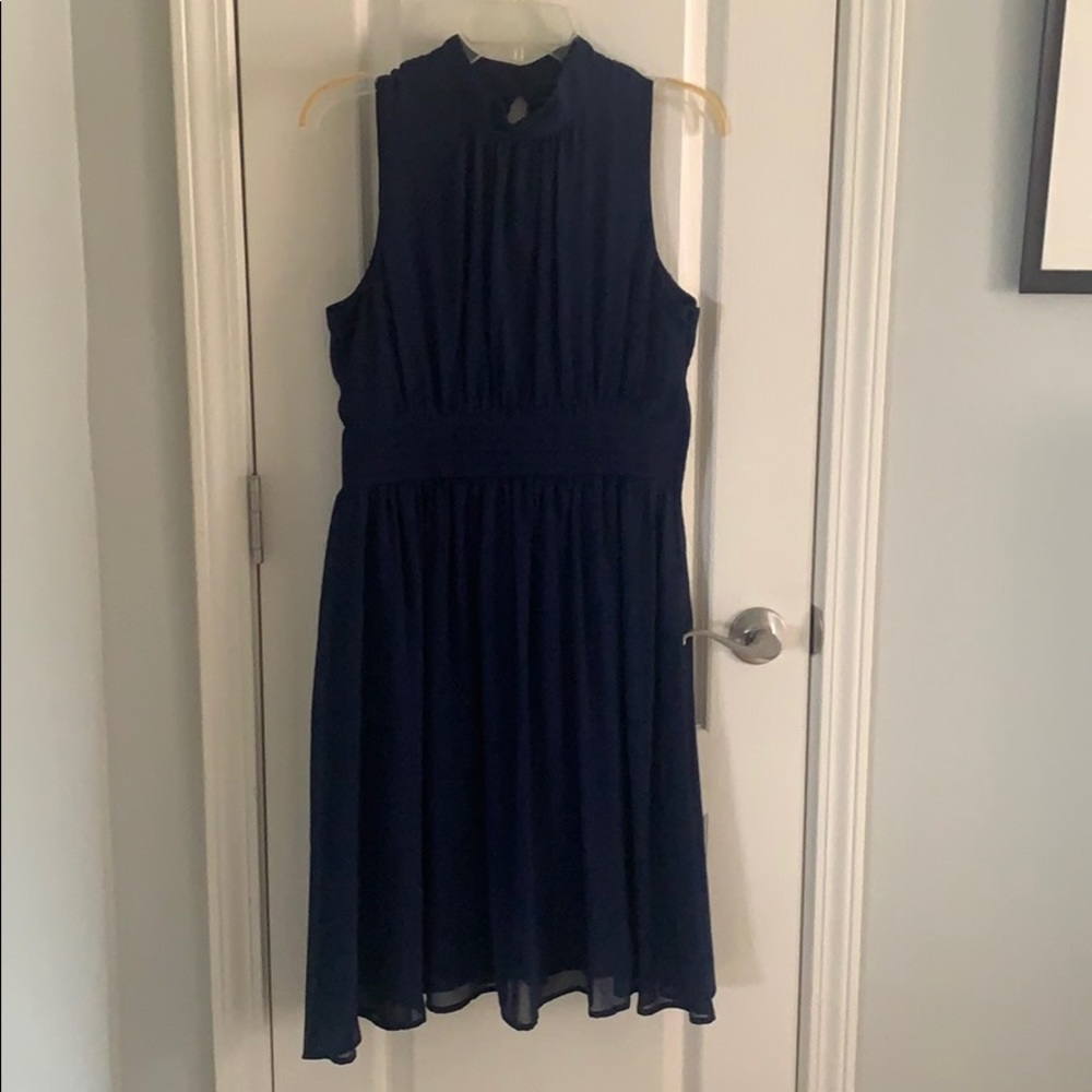 Knee-length navy blue party dress